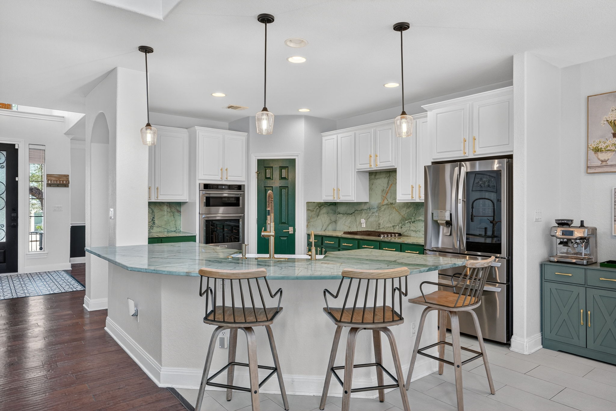 117 Lakota Pass Austin, TX 78738 - Photo 5 of 18