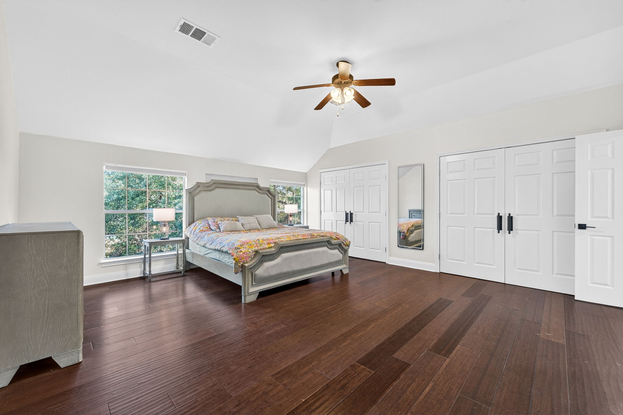 117 Lakota Pass Austin, TX 78738 - Photo 7 of 18 One of two primaries in this home.