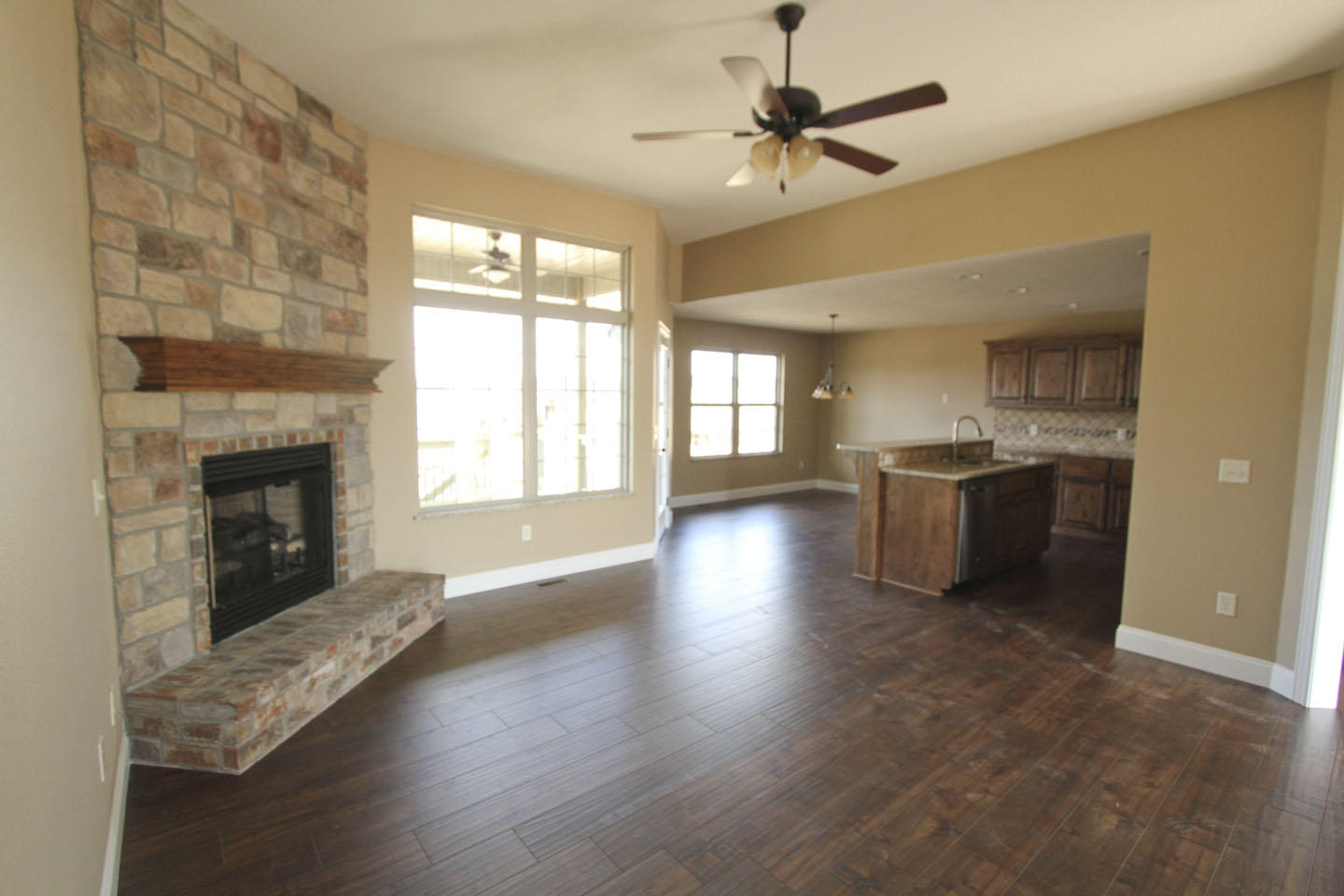 4895 Carter Street Springfield, MO 65802 - Photo 1 of 1 Jan2016-112037