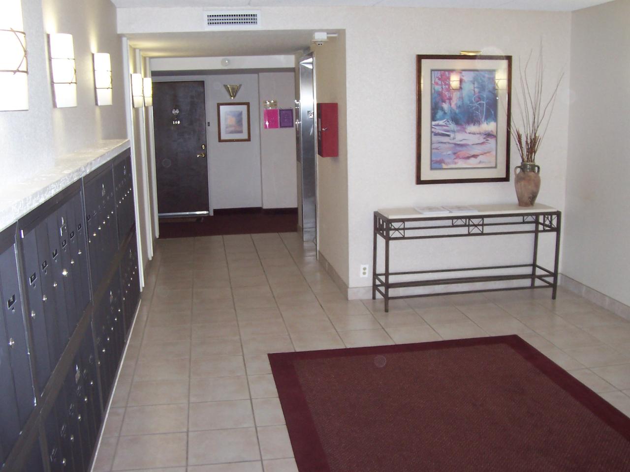 7910 East Camelback Road, Unit 510 Scottsdale, AZ 85251 - Photo 11 of 22 lobby