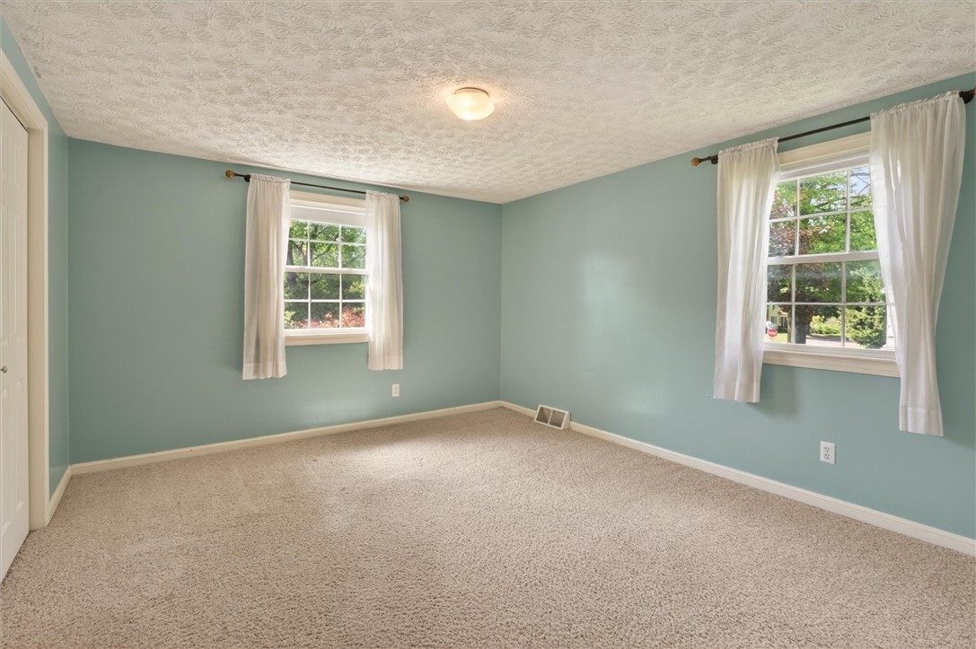 1792 Winton Road North Irondequoit, NY 14609 - Photo 43 of 48