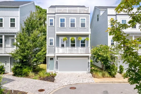 $1,350,000 | 539 Cooper Village Ln Mount, Mount Pleasant, SC 29464