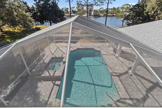$2,000,000 | 8127 North Lagoon Drive, Panama City Beach, FL 32408
