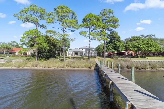 $2,000,000 | 8127 North Lagoon Drive, Panama City Beach, FL 32408