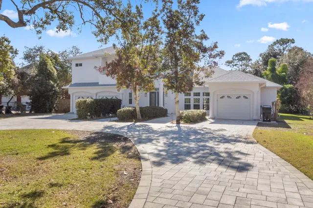 $2,000,000 | 8127 North Lagoon Drive, Panama City Beach, FL 32408