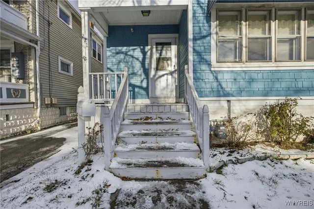 $109,900 | 221 Newfield Street, Buffalo, NY 14207