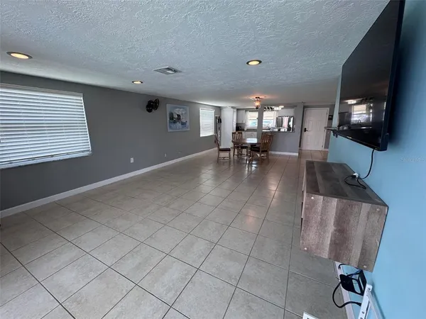 $3,000 | 5102 Blue Heron Drive, New Port Richey, FL 34652