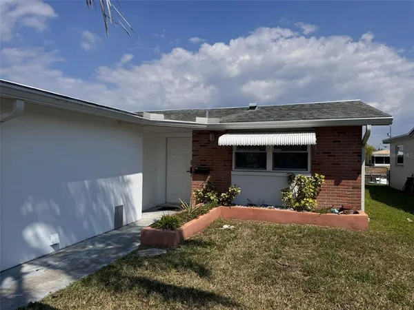 $3,000 | 5102 Blue Heron Drive, New Port Richey, FL 34652