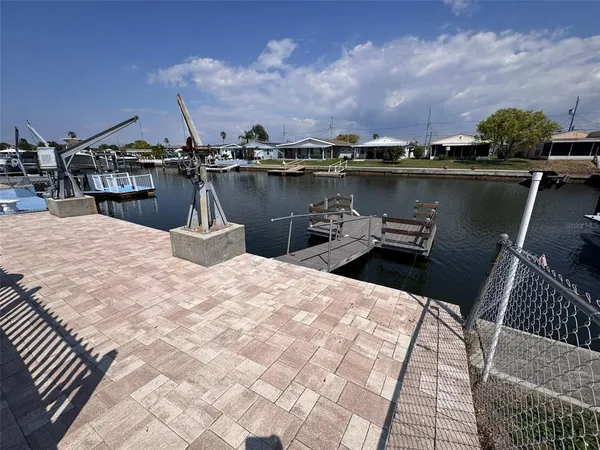 $2,500 | 5102 Blue Heron Drive, New Port Richey, FL 34652