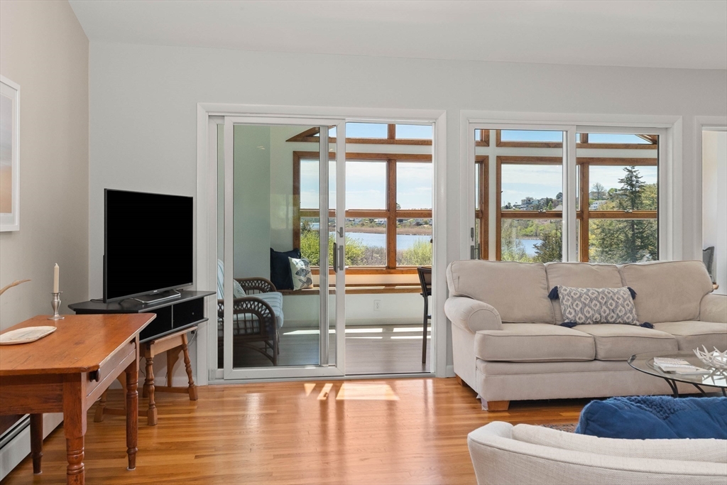 24 Clark Road Ipswich, MA 01938 - Photo 12 of 42