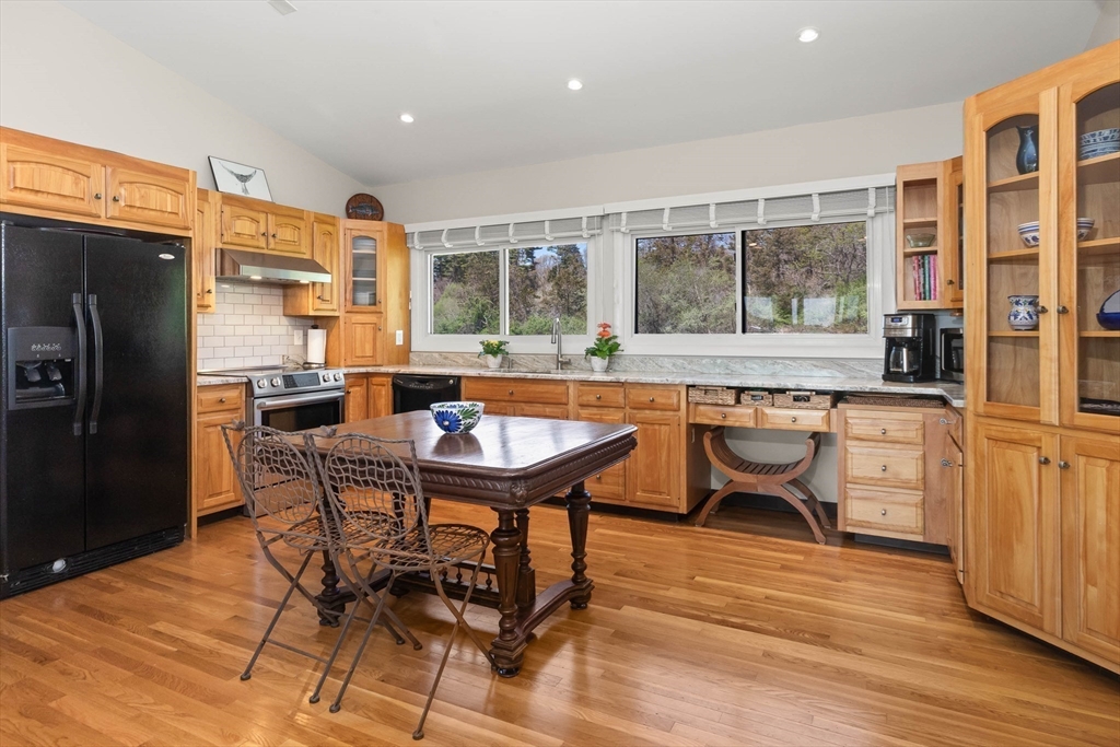 24 Clark Road Ipswich, MA 01938 - Photo 17 of 42