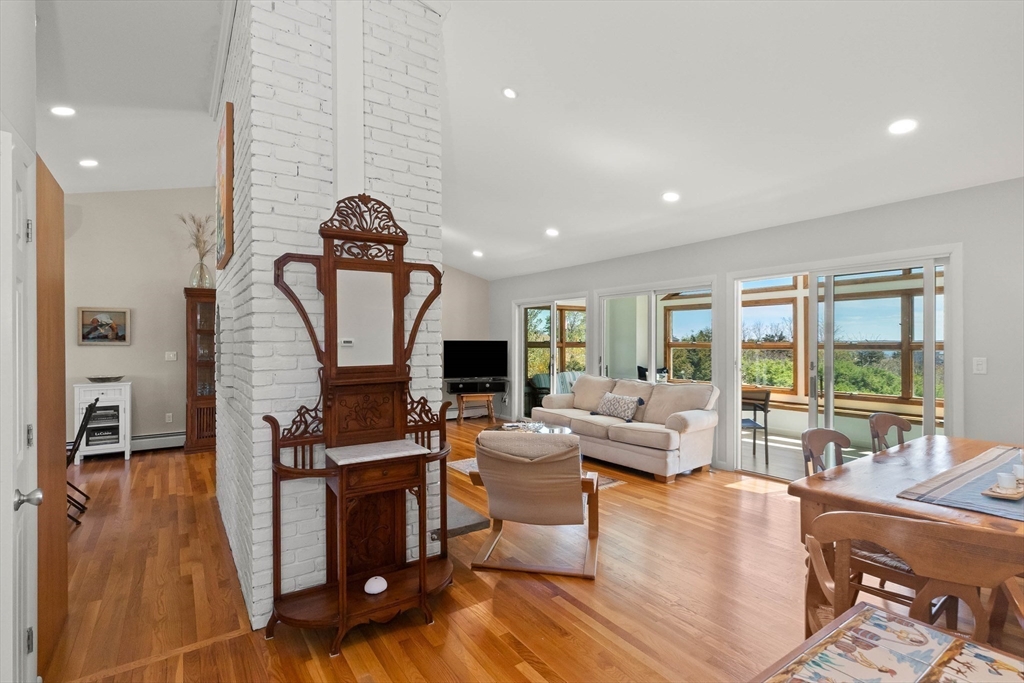 24 Clark Road Ipswich, MA 01938 - Photo 7 of 42