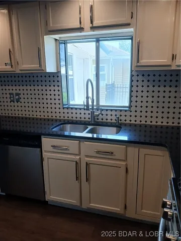 $292,500 | 501 South Oak Street, Versailles, MO 65084