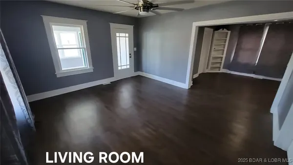 $286,000 | 501 South Oak Street, Versailles, MO 65084