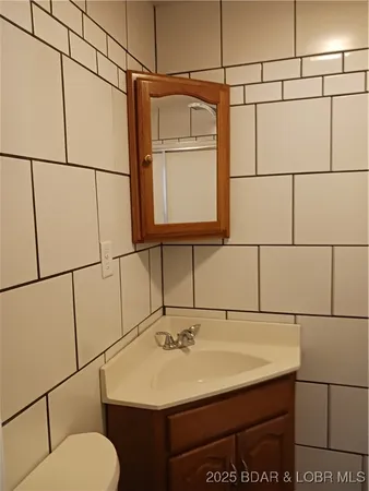 $286,000 | 501 South Oak Street, Versailles, MO 65084