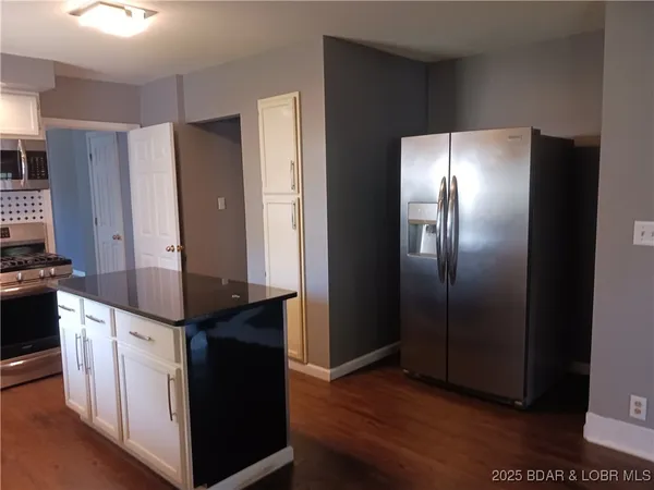 $286,000 | 501 South Oak Street, Versailles, MO 65084