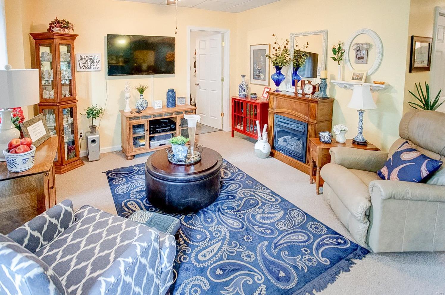 5002 Castlegate Lane Godfrey, IL 62035 - Photo 22 of 32 Gallery Image 22