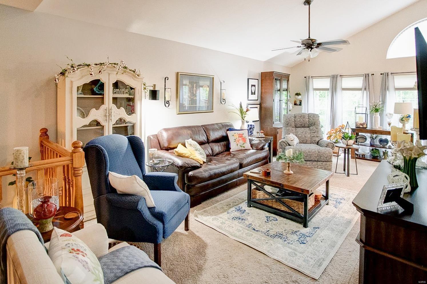 5002 Castlegate Lane Godfrey, IL 62035 - Photo 7 of 32 Gallery Image 7