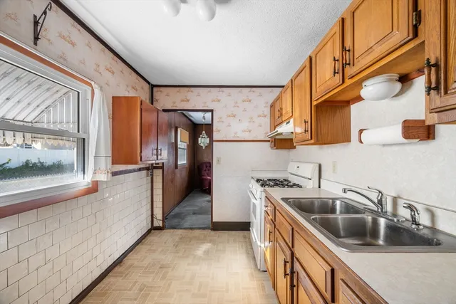 $460,000 | 112 Hadley Street, Malden, MA 02148