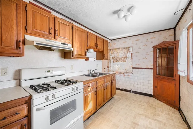 $460,000 | 112 Hadley Street, Malden, MA 02148