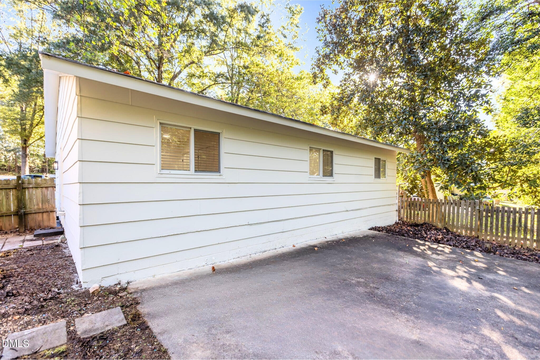 7313 Longstreet Drive Raleigh, NC 27615 - Photo 39 of 41 35