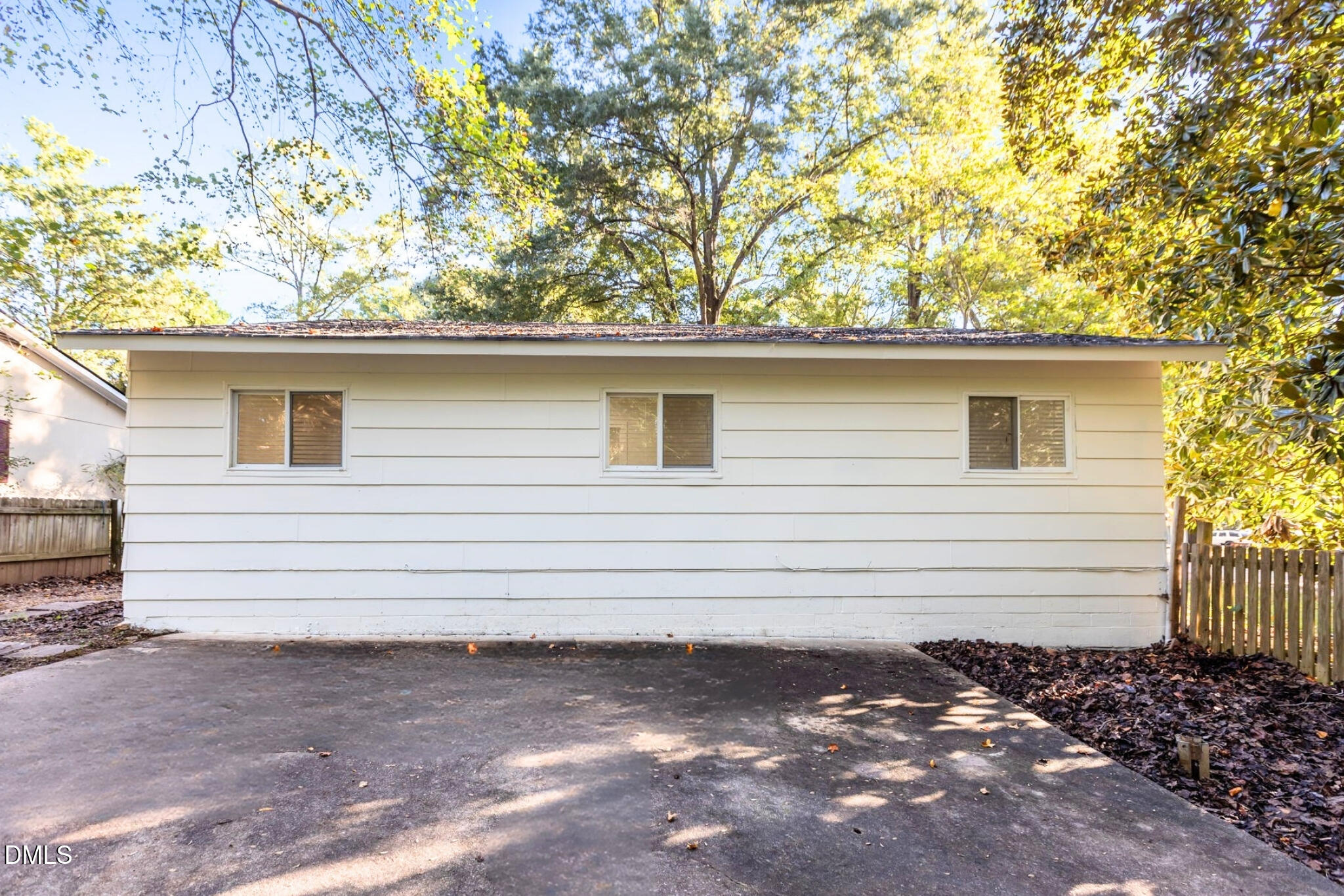 7313 Longstreet Drive Raleigh, NC 27615 - Photo 40 of 41 36