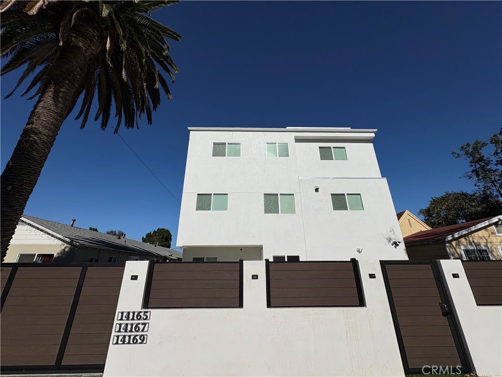 14165 Calvert Street Van Nuys, CA 91401 - Photo 20 of 21 a view of entryway with wooden floor
