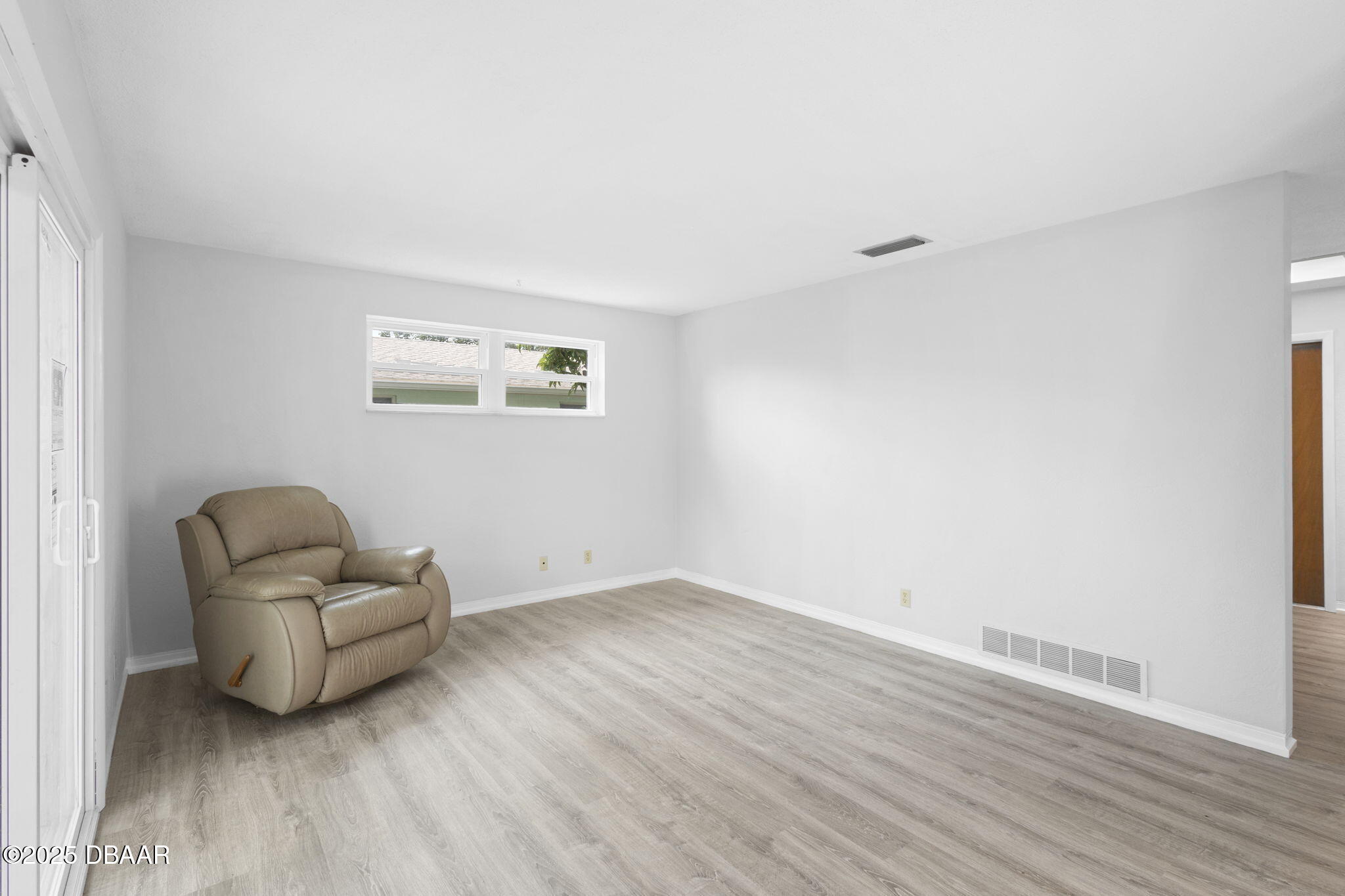 1305 Sunland Road Daytona Beach, FL 32114 - Photo 3 of 28 25-web-or-mls-1305 Sunland Rd, Daytona B