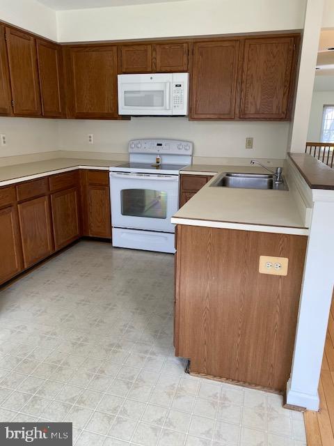 176 Spring Pl Way Annapolis, MD 21401 - Photo 4 of 24 Kitchen