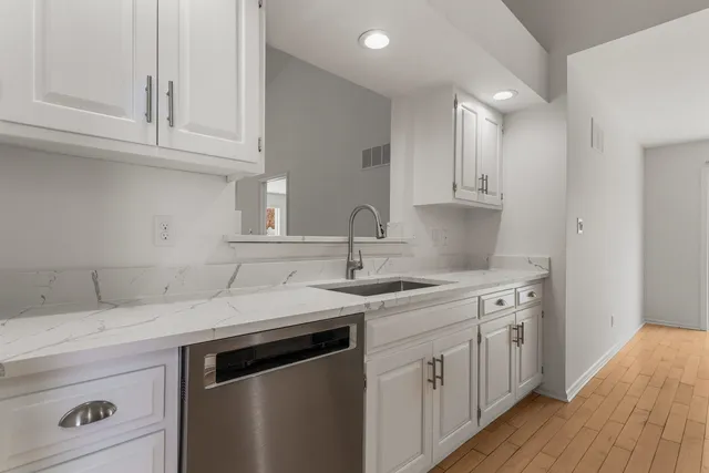 $319,900 | 2410 Stillwater Drive, Champaign, IL 61821