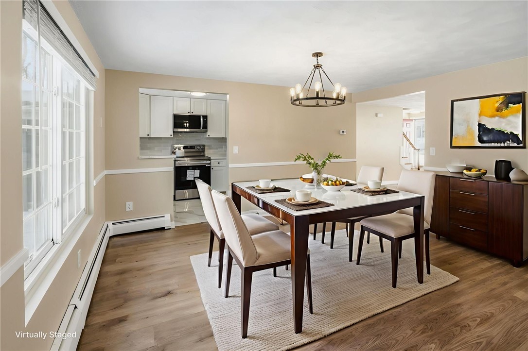 33 Eagle Run Warwick, RI 02818 - Photo 17 of 40 Virtually staged dining room