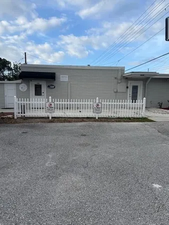 $2,000 | 4022 Land O' Lakes Boulevard, Unit 101, Land O' Lakes, FL 34639