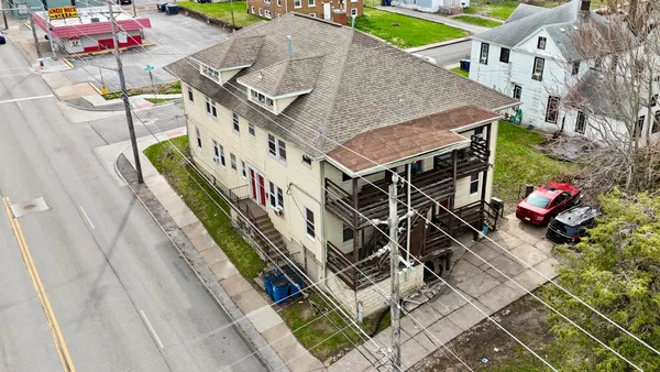 $325,000 | 1818 Esplanade Avenue, Davenport, IA 52803