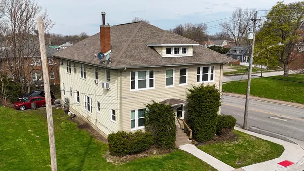 $325,000 | 1818 Esplanade Avenue, Davenport, IA 52803