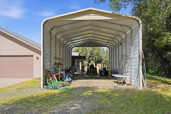 $599,000 | 44908 Highway 49, Ahwahnee, CA 93601