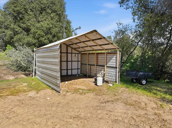 $599,000 | 44908 Highway 49, Ahwahnee, CA 93601