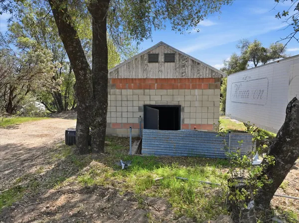 $599,000 | 44908 Highway 49, Ahwahnee, CA 93601