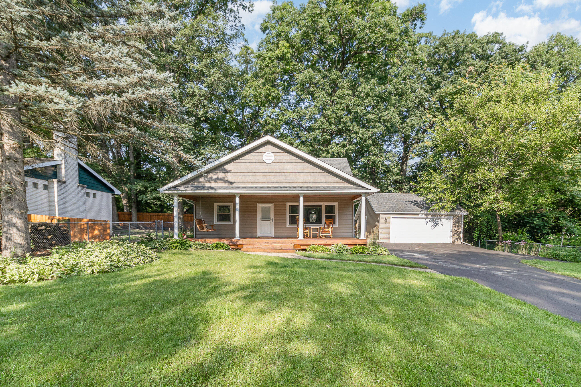 4203 John Street Valparaiso, IN 46383 - Photo 2 of 41 2038x1359