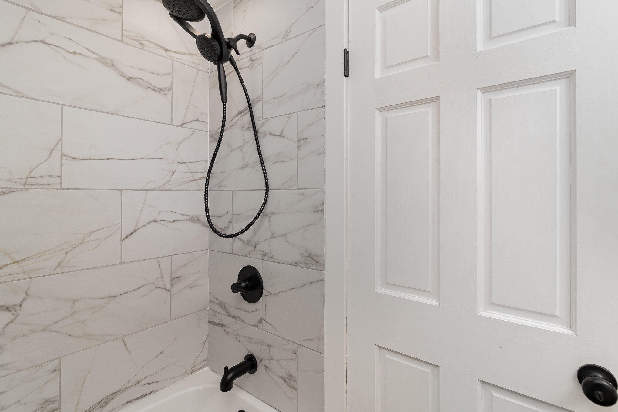 4203 John Street Valparaiso, IN 46383 - Photo 32 of 41 2038x1360