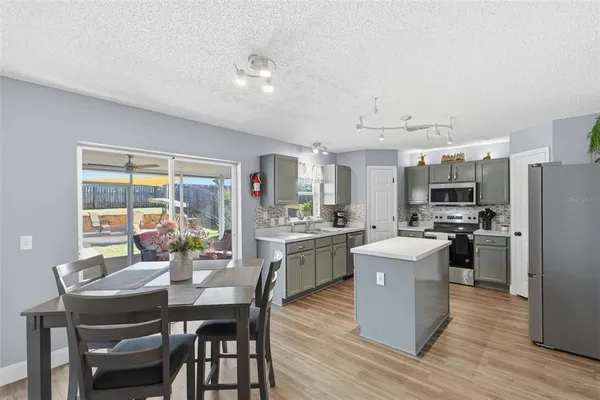 $364,900 | 2150 Sandridge Circle, Eustis, FL 32726