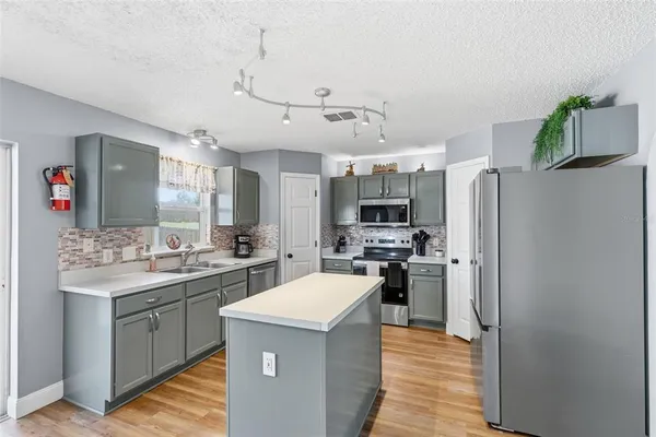 $364,900 | 2150 Sandridge Circle, Eustis, FL 32726