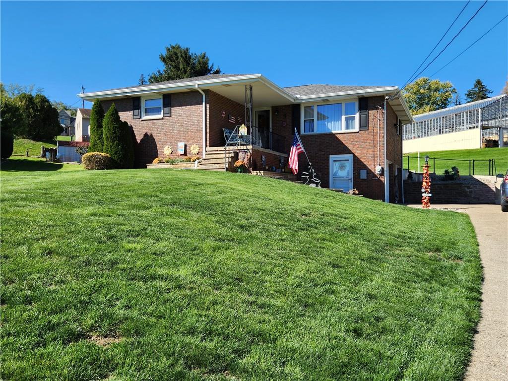 129 Ruth Place Belle Vernon, PA 15012 - Photo 1 of 25 Gallery Image 1