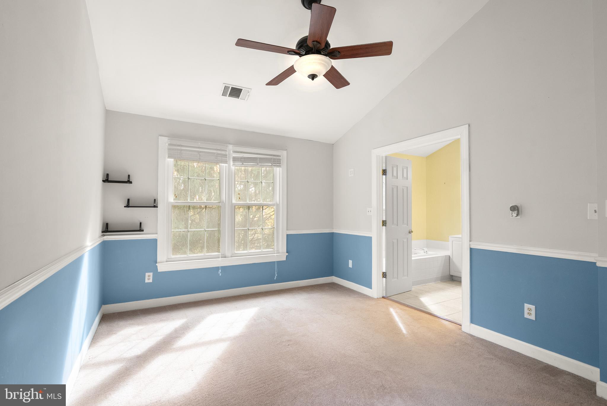 3601 Ransom Place Alexandria, VA 22306 - Photo 31 of 60 a view of an empty room with a window