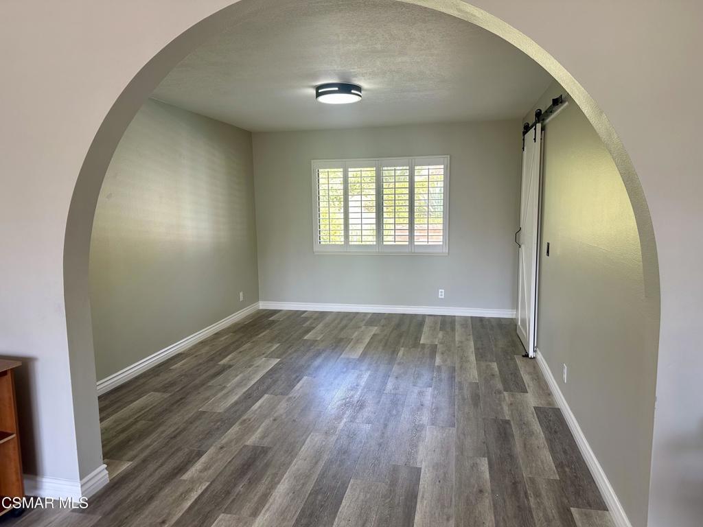 1961 McCrea Road Thousand Oaks, CA 91362 - Photo 9 of 39 Gallery Image 9