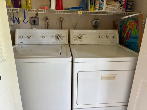 a close up view of washer and dryer