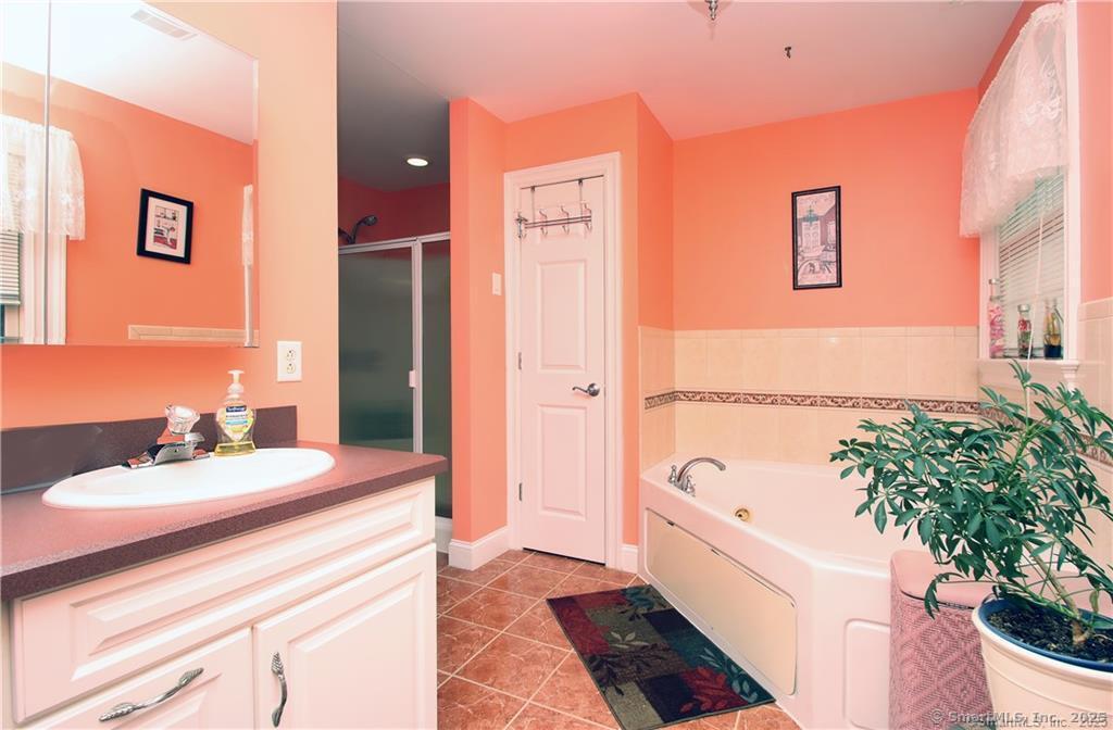 109 Davis Road Seymour, CT 06483 - Photo 17 of 33