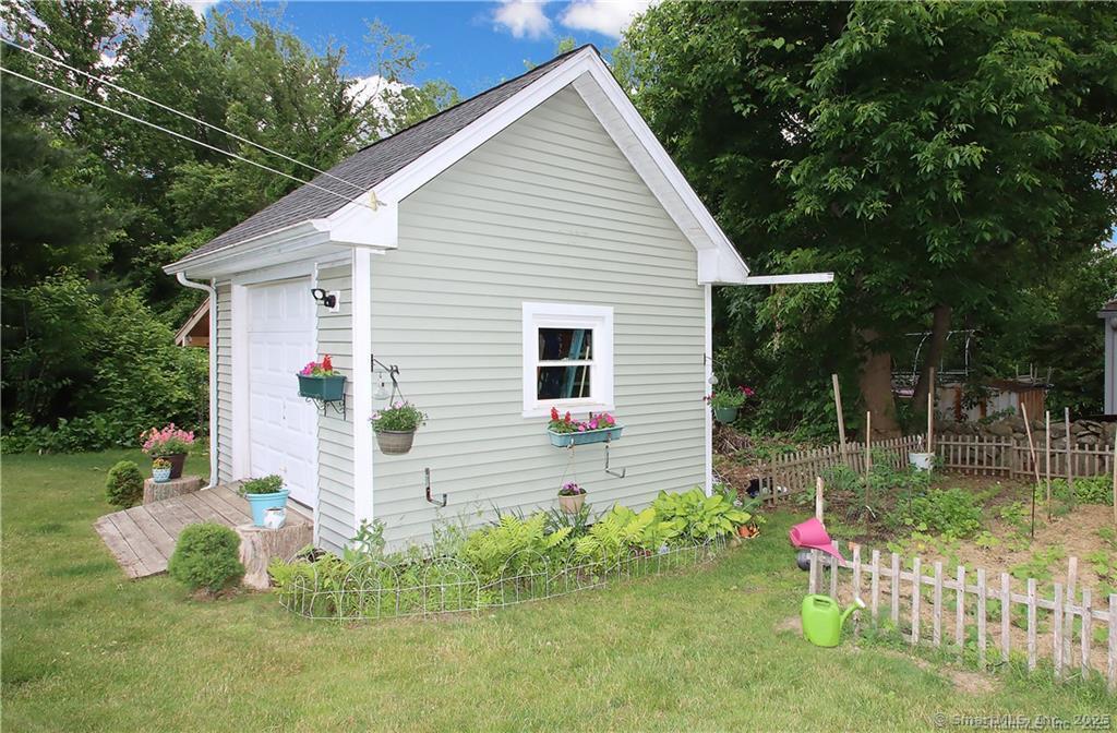 109 Davis Road Seymour, CT 06483 - Photo 31 of 33