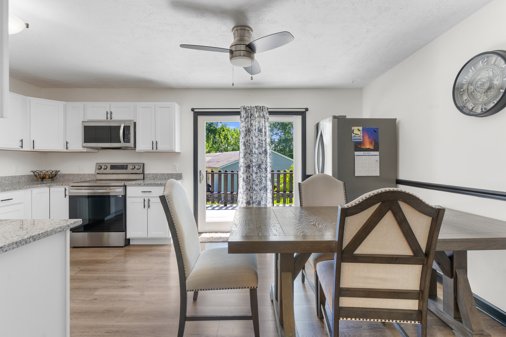 543 Ridge Circle Streamwood, IL 60107 - Photo 8 of 20