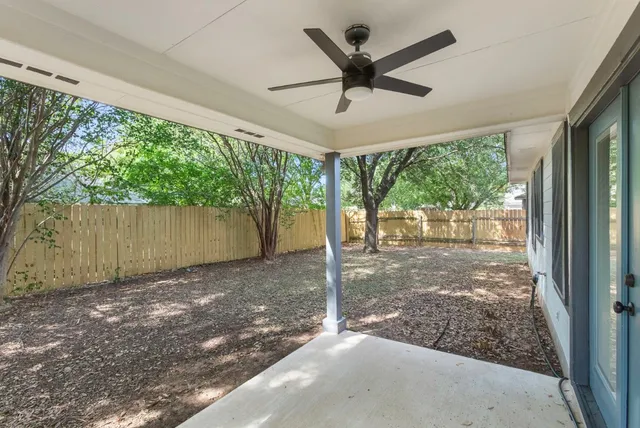 $322,000 | 617 Barbara Way, Bastrop, TX 78602