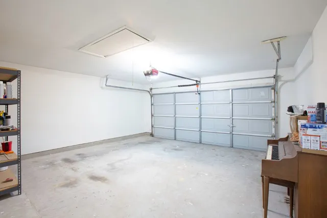 $322,000 | 617 Barbara Way, Bastrop, TX 78602